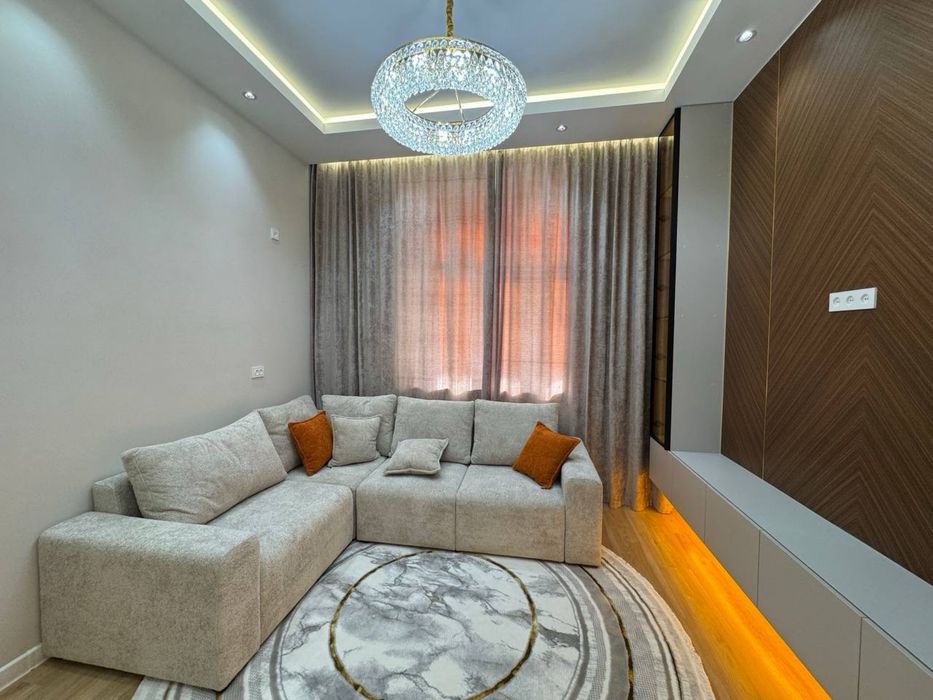 Продается 3 ком. Квартира на 1 этаже по ул. Озод Шарк за МЧС