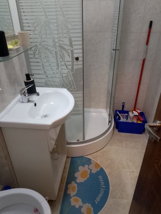 Garsoniera de închiriat!