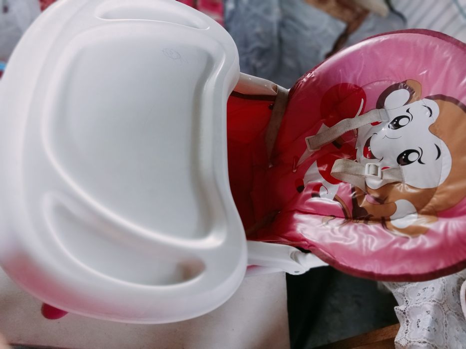 Продается стульчик для кормления