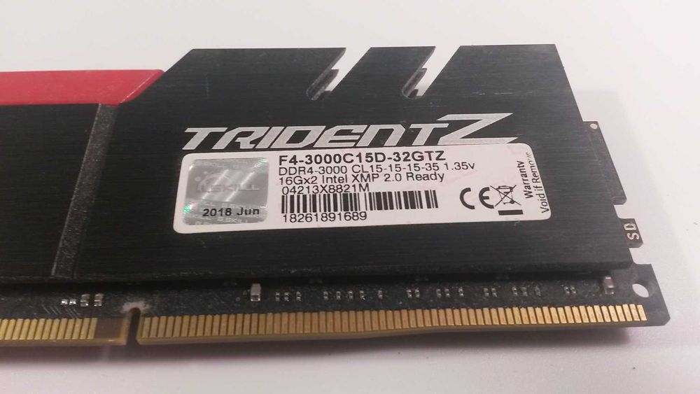 32 GB (2 по 16 GB) DDR4 RAM памет G.SKILL TridentZ F4-3000C15D-32GTZ