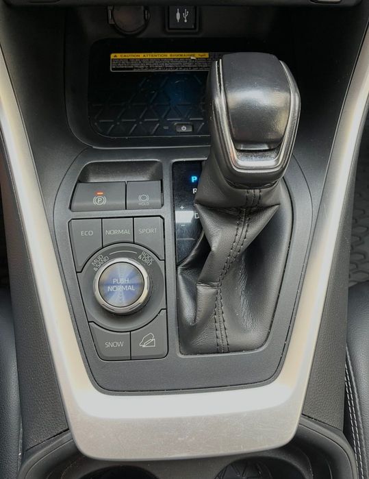 Toyota RAV4 2.0 benxina 4x4 camera 360