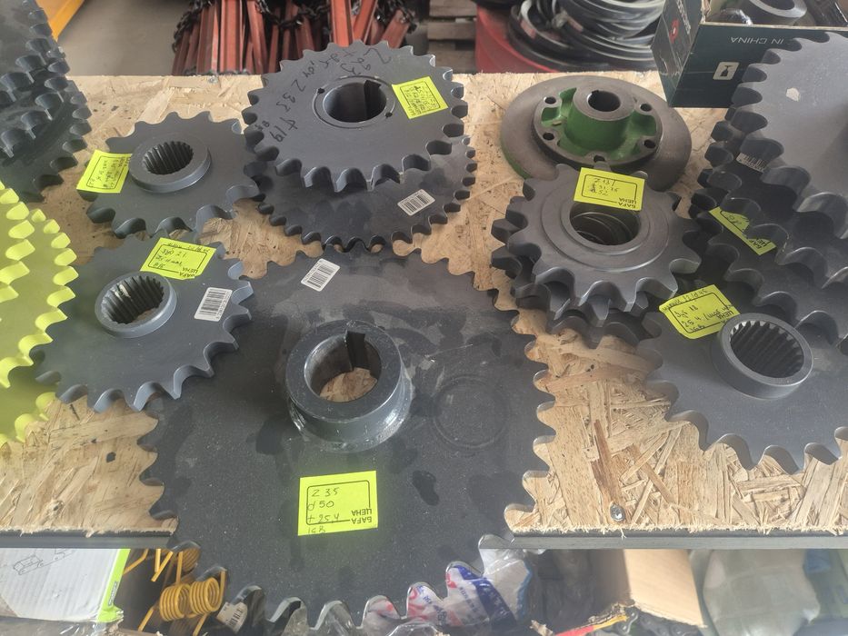 Шестерни на пресс подборщик Claas rollant