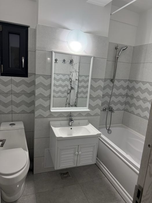 Apartament 3 camere, strada Caracal, Happy Residence