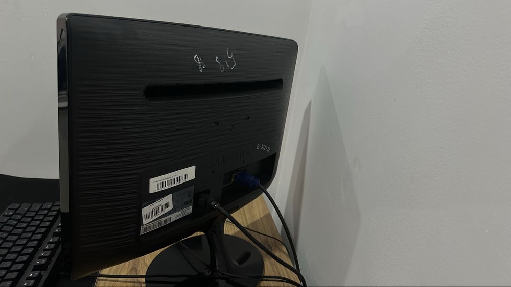 монитор для компьютера