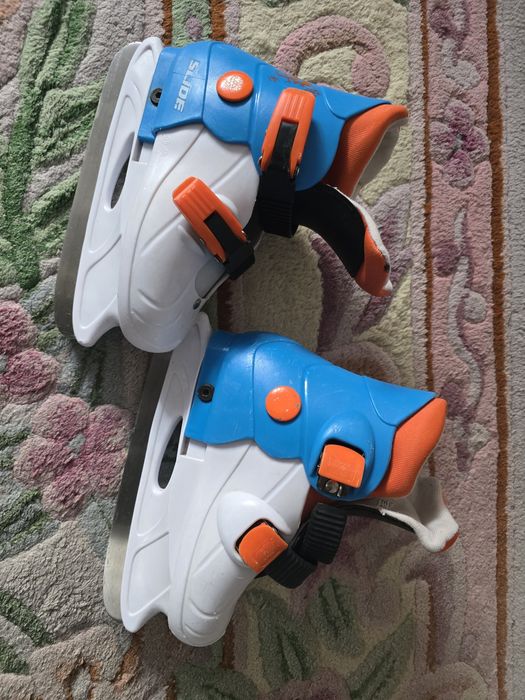 Продам коньки детские