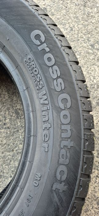 4 anvelope iarna ca noi Continental 235/60/17.Pretul este pe bucata