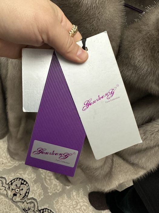 Шуба новая размер 52