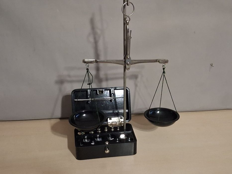 Стара руска везна.