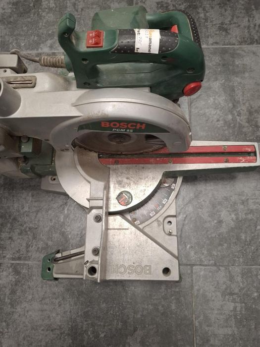 Ferastrau circular Bosch PCM 8S -P-