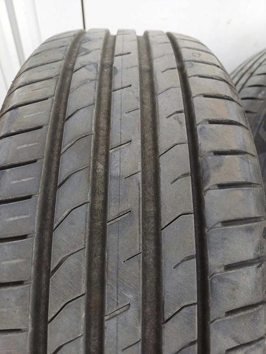 Продавам летни гуми  NEXEN Nfera Primus 215/55ZR16 97W DOT 0825