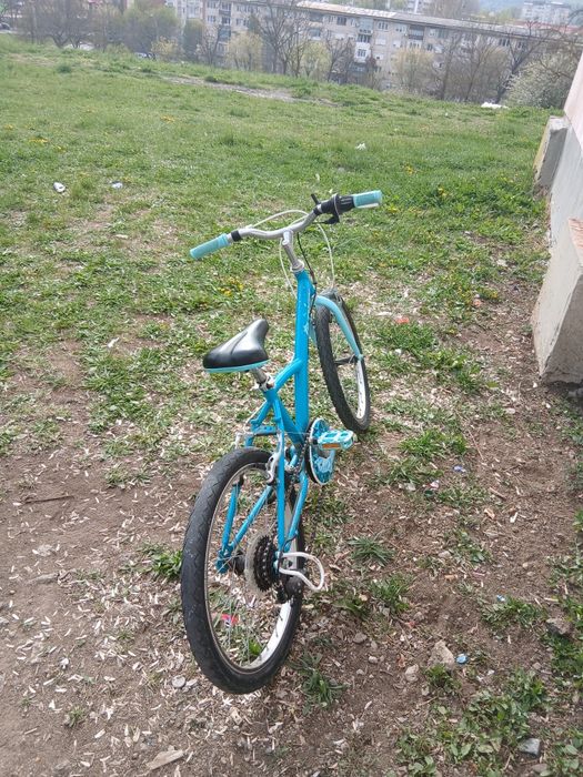 Vand bicicleta perfect functional  se poate vedea în hunedoara
