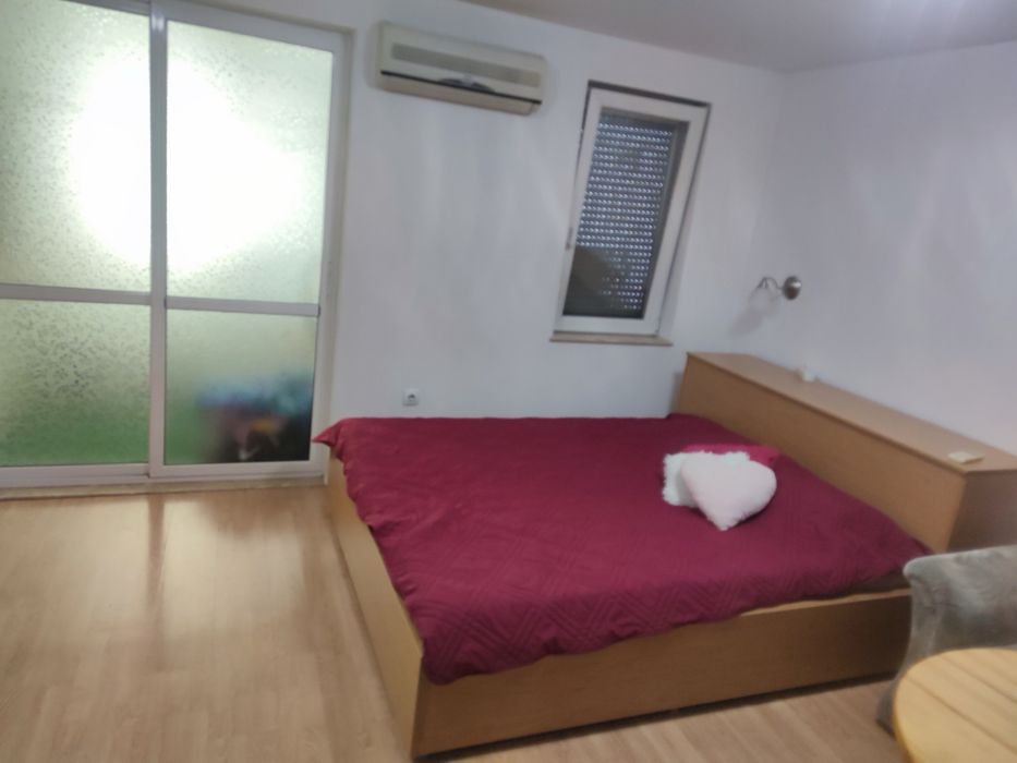 Дава се под наем Едностаен апартамент в Пловдив, Кючук Париж - 45 кв.м за 306 € - Снимка #2