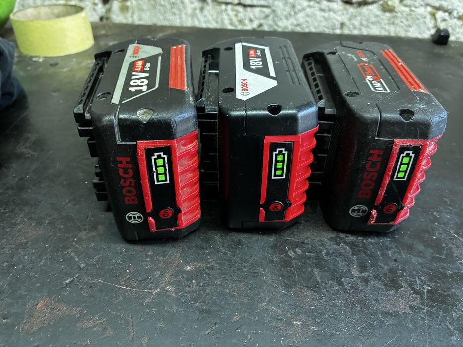 Acumulator bosch 18v