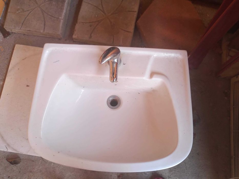 мивки за баня и кухненски бойлер