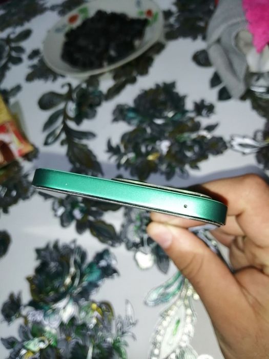 Xonor x8b,sotiladi srochno!!