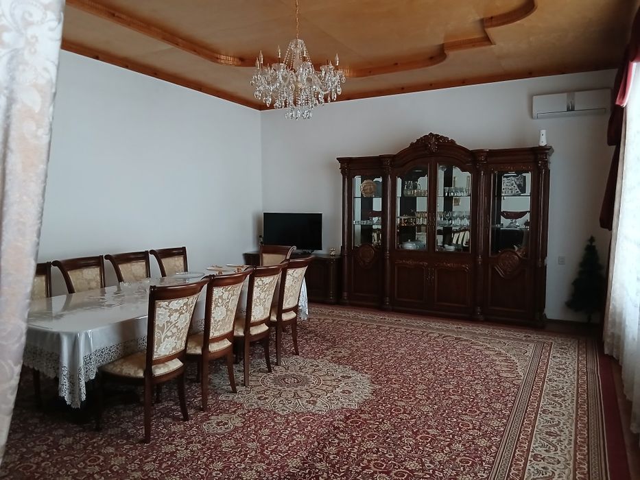 Ховли сотилади, шахар марказидан