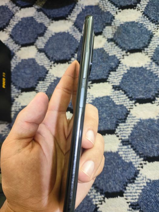 Poco F3 6/128GB holati ideal