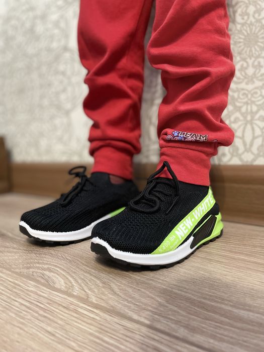 Новые кроссовки