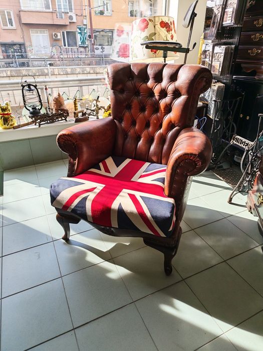 Кресло фотьойл тип Честърфийлд