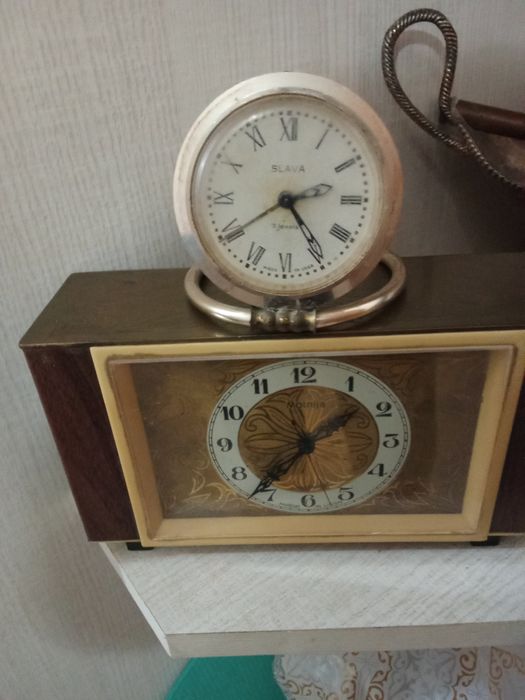 Антиквариат часы механические