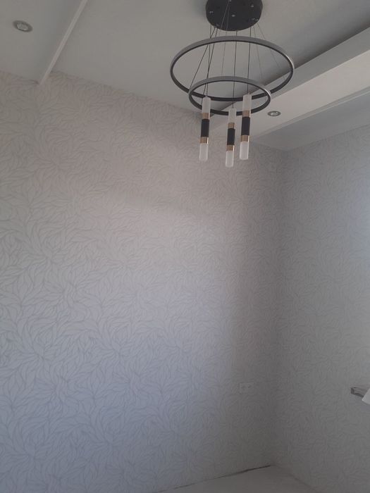 Мелкий робот Шпаклёвка обойный работу делаем  Шпаклёвка обой  ишларн