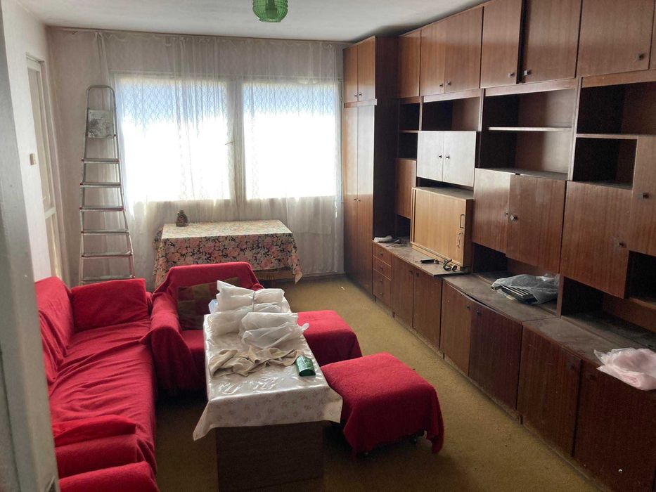 Продава се Тристаен апартамент в Пазарджик, Идеален център - 100 кв.м за 550 €/кв.м - Снимка #1