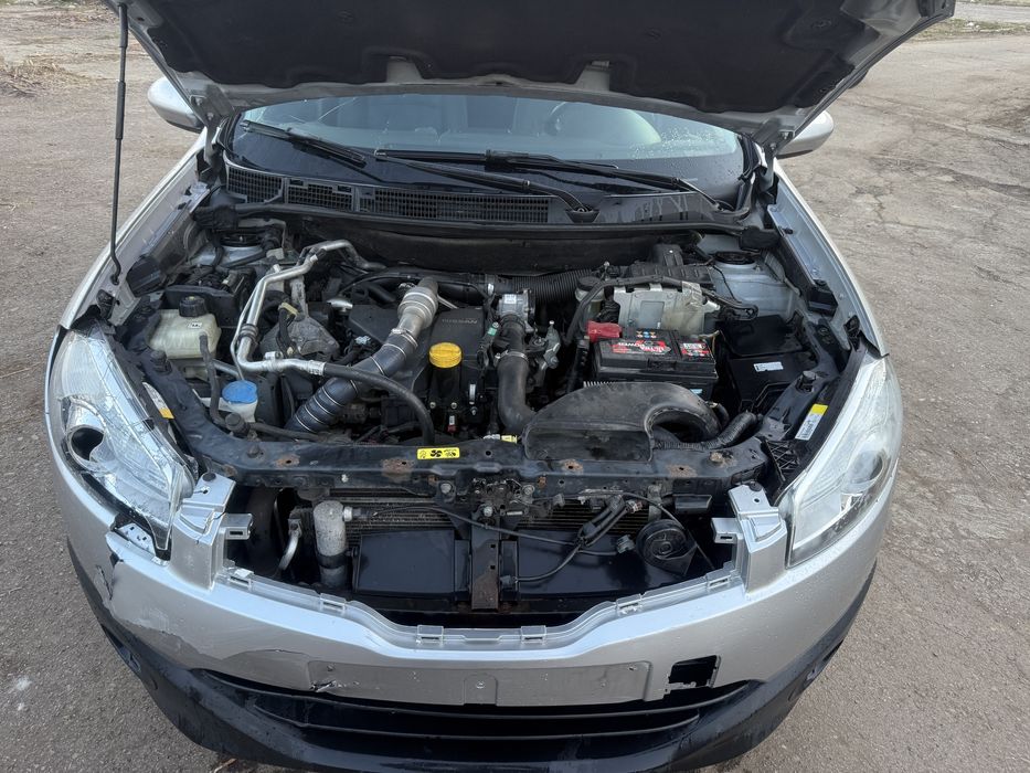 Nissan quashqai facelift 2012 1.5 dci usor avariat /lovit / tamponat