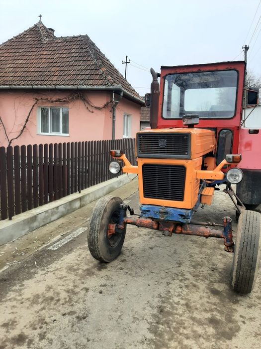 Vând tractor u650