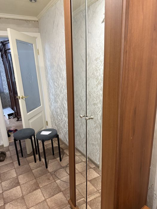 Комплект для прихожей в хоршем состоянии продаю