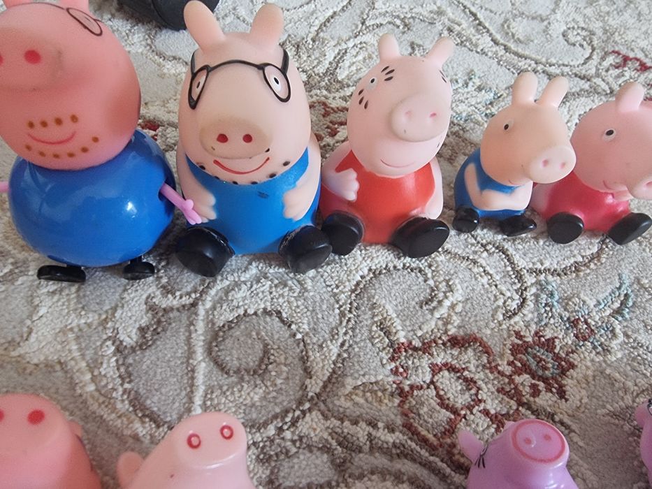 Свинка пэпа и её семья