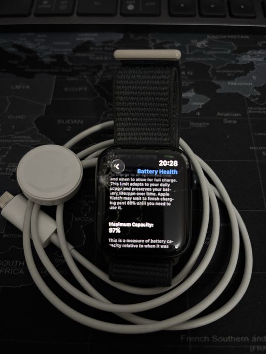 Apple Watch SE 2023