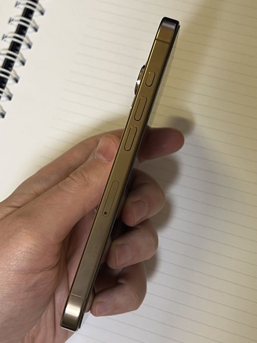 iPhone 16 Pro Desert Titanium ca nou