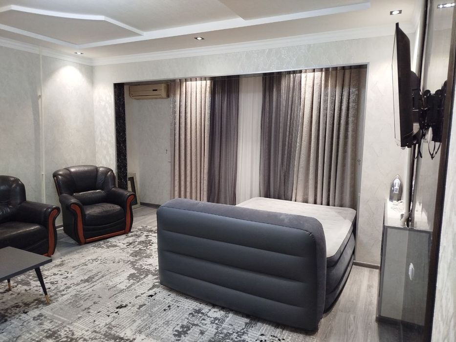 ЦЕНТР - Ц 1  -  аренда квартиры  - 2/4/9  60м2.