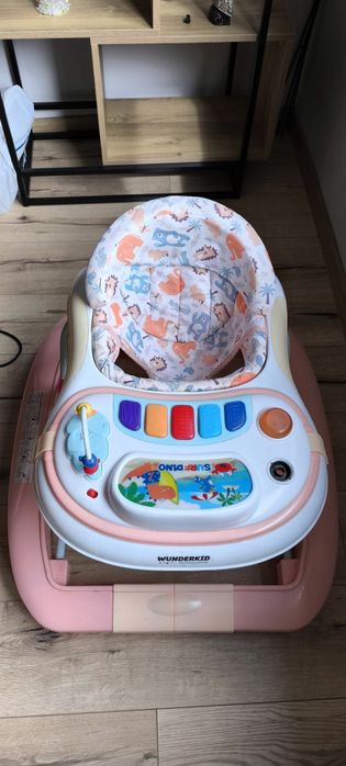 Проходилка Wunderkid 2 в 1