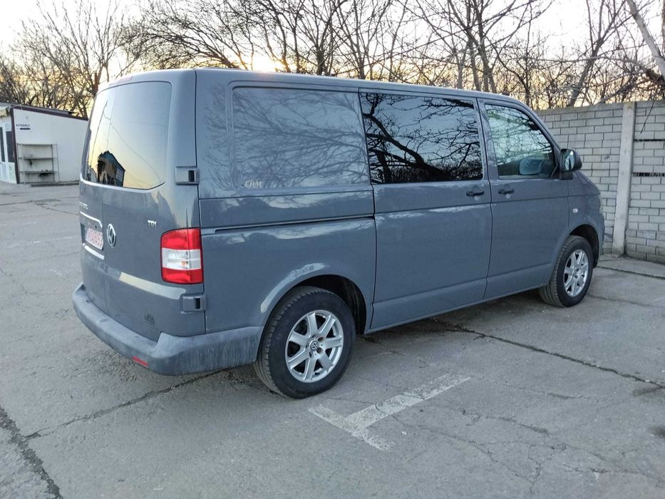 VOLKSWAGEN Transporter 2011 — imagine 4