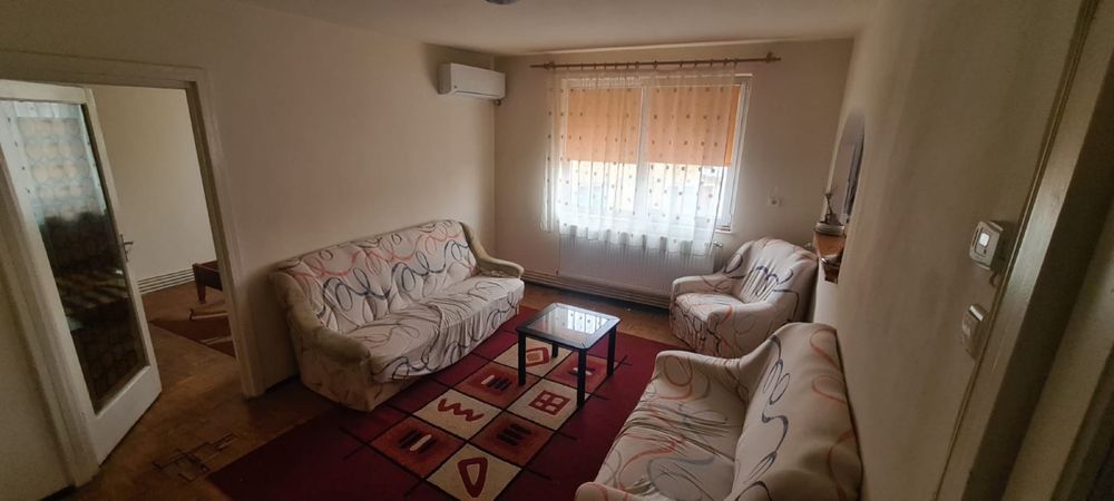 Vind apartamnt 2 camere zona centrala