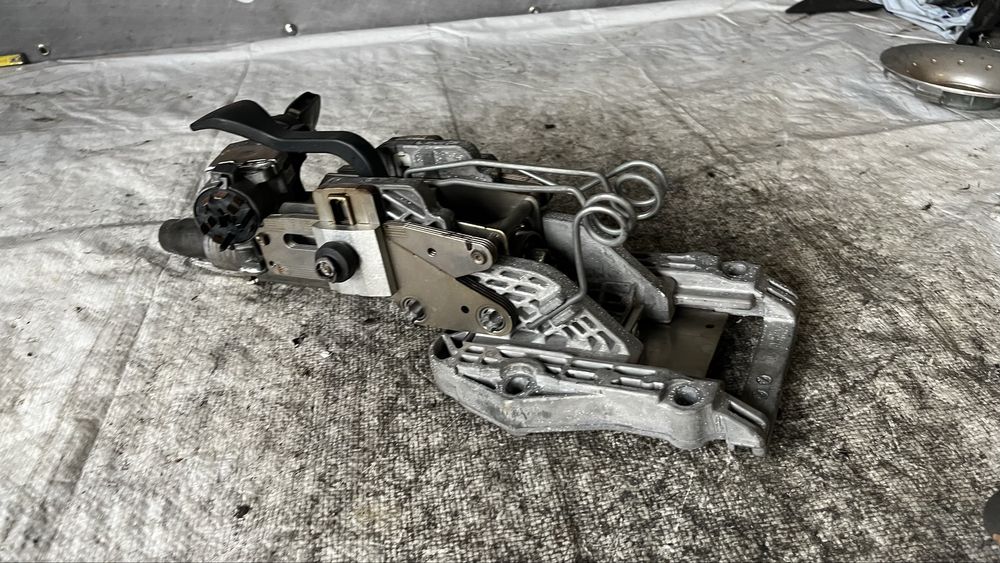 Audi A6 C5 кормилна рейка