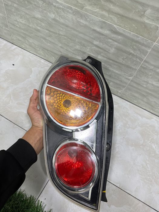 spark orqa fara sotladi 1 ta faqat chap tomoni