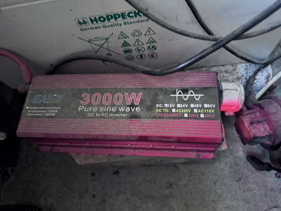 Vand sistem 2panouri+invertor 3000w mppt controler baterie 143ah