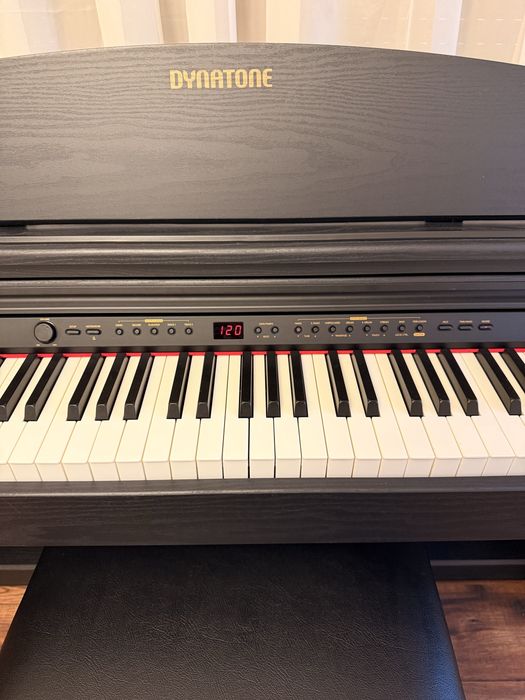 Pian dynatone SLP-150