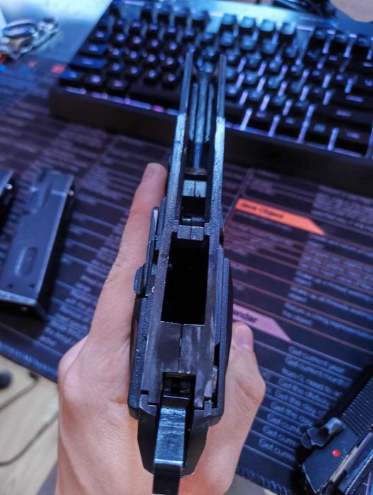 Airsoft / Еърсофт пистолет KJW Beretta M9 GBB