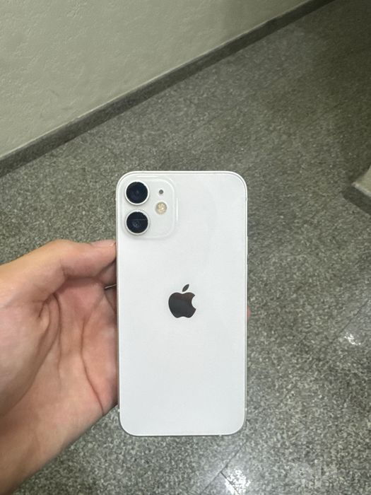 Iphone 12 mini.