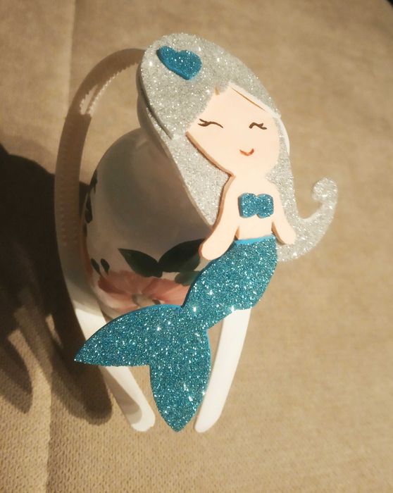 Диадеми с любими герои. Детски ленти за глава със забавни десени.