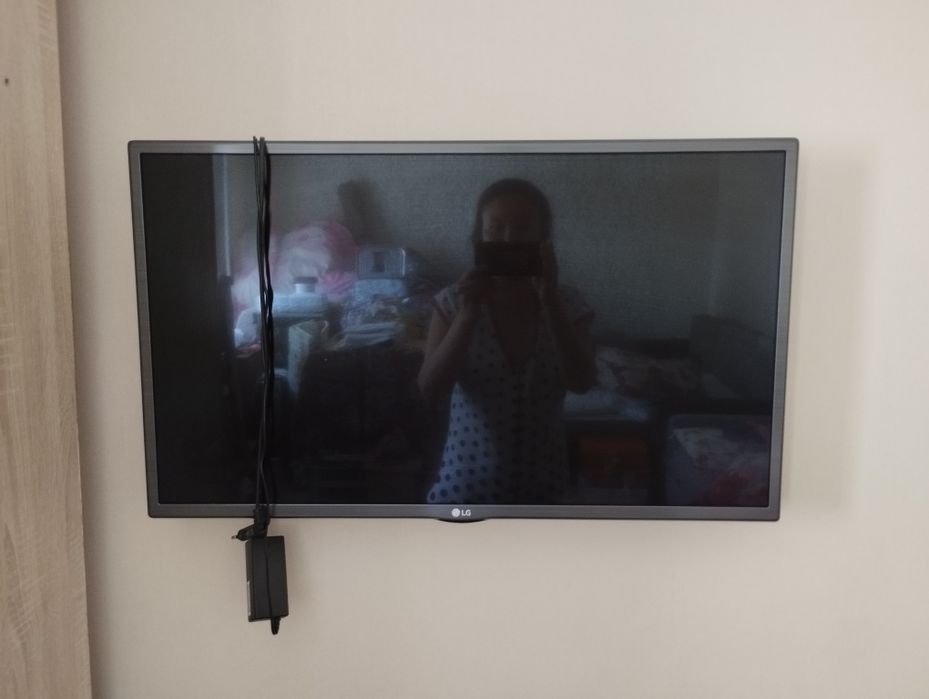 Продается телевизор LG.
