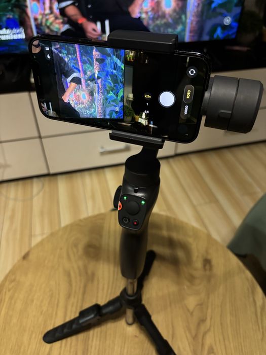 Vand Stabilizator Gimbal pe 3 axe iSEN Capture 2S,