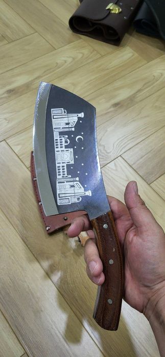 Ошхона Пичоклари сотилади.