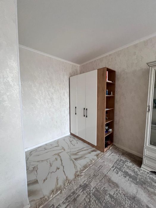 Продас шкаф 3 двери