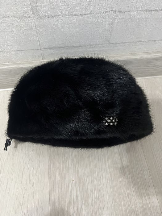 Продам шапку женскую