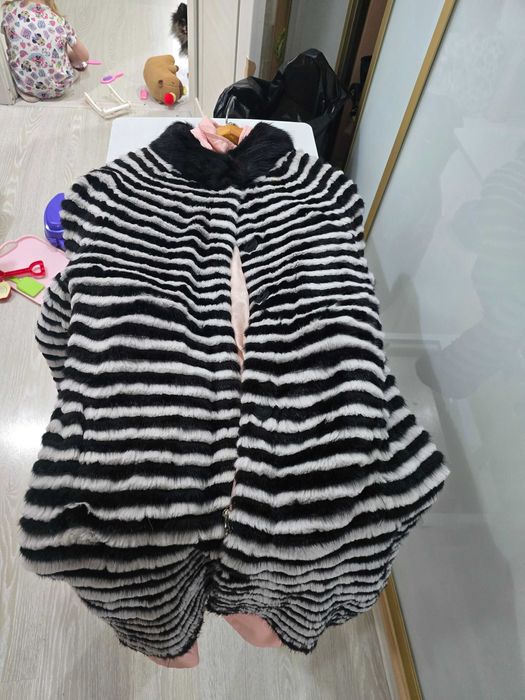 Продам верхню одежду