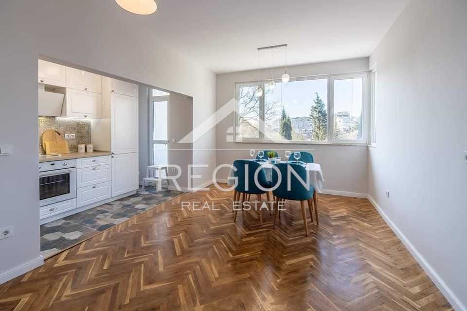 Дава се под наем Двустаен апартамент в Варна, Бизнес хотел - 60 кв.м за 382.5 € - Снимка #2